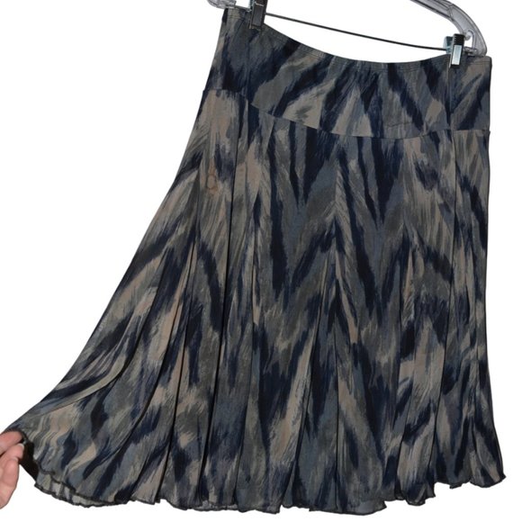 Coldwater Creek Gray Black Print Flare Polyester Lining Skirt L/14 - Picture 1 of 6